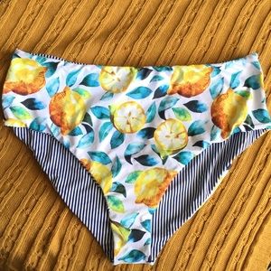 NWT CUPSHE Reversible Lemon & Leaf Plus Size Bikini Bottoms - 2X
